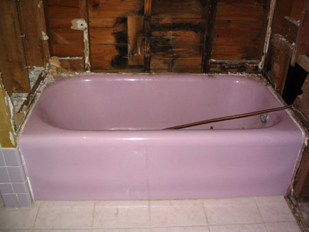 Purple art-deco tub