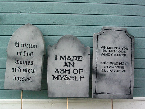 DIY Halloween Tombstones made from Styrofoam